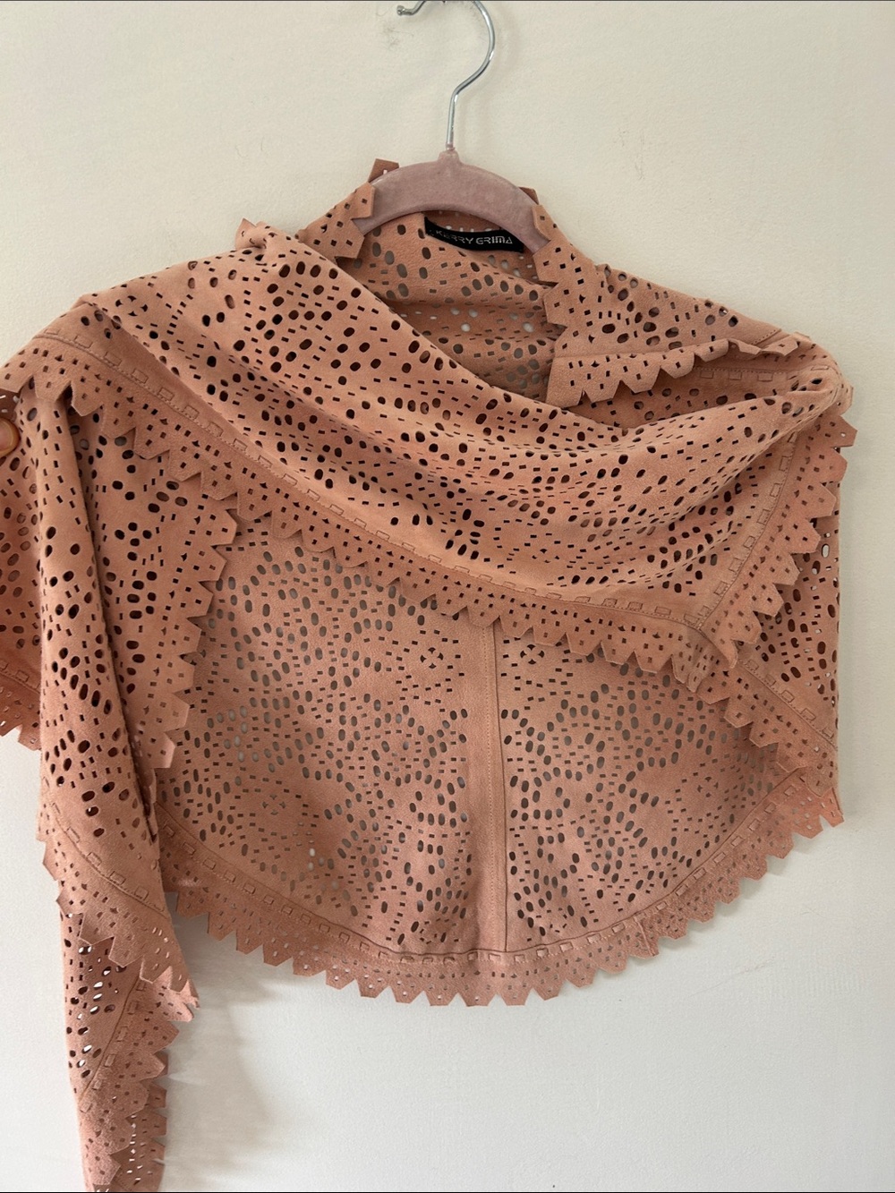 Kerry Grima Dusty Rose Laser-Cut Suede? Western Bohemian Festival Shawl Wrap - Picture 5 of 16